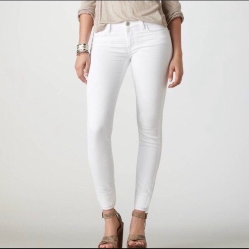 American Eagle White Skinny Jeans